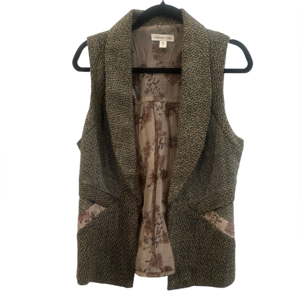 Women’s coldwater creek floral printed lined vest size  8 EUC